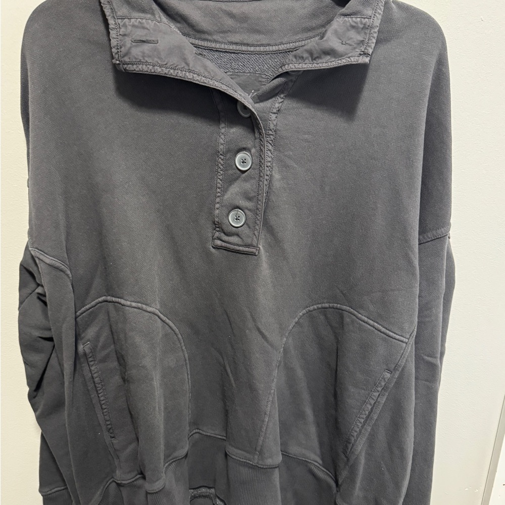 Aerie Gray Button-Up Sweatshirt - Medium